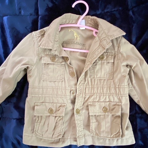 4 for $25 
baby gap jacket 12-18 month - Picture 1 of 2